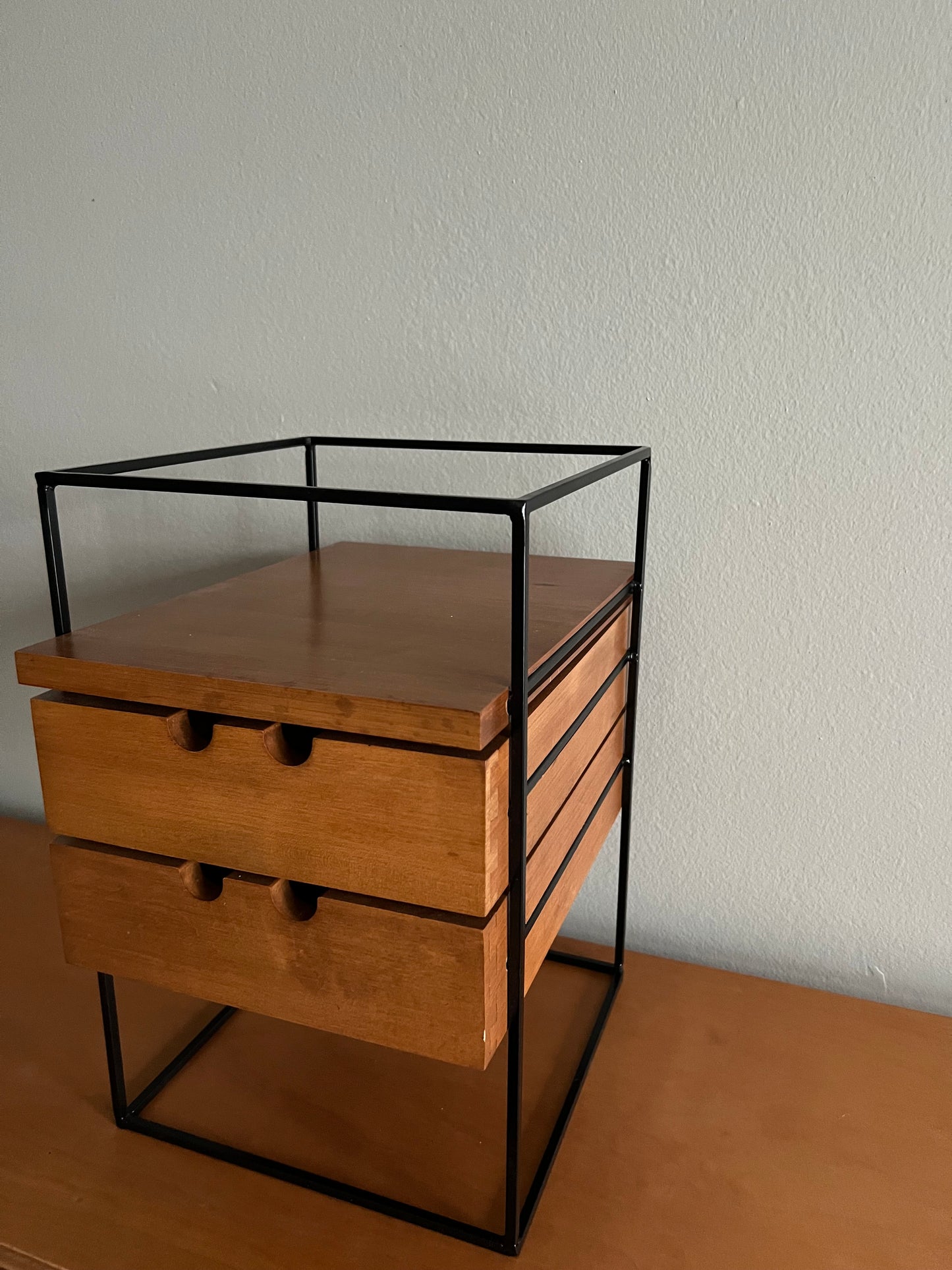 Planner Group Desk Organizer by Paul McCobb for Winchendon Furniture (2 of 2)