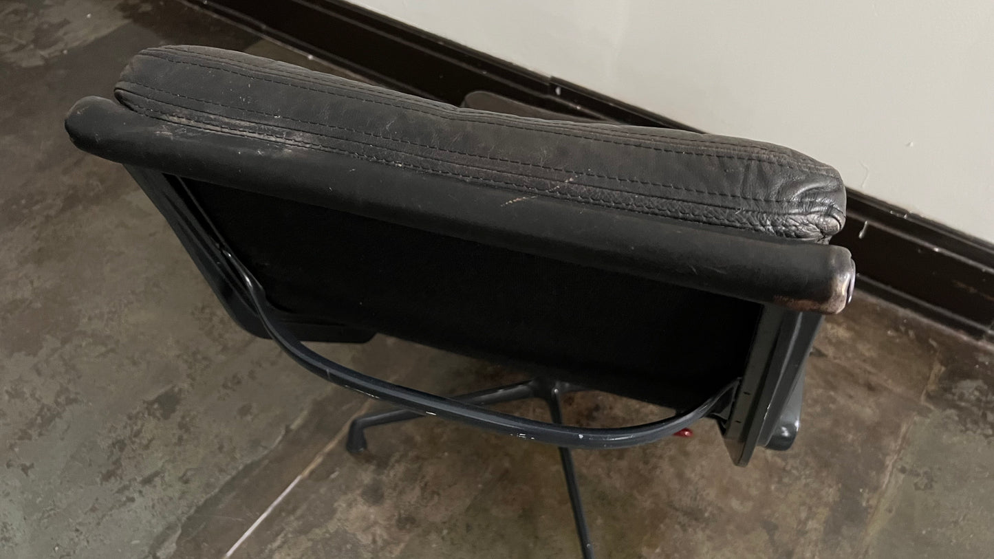 Soft Pad Lounge Chair with Ottoman by Ray and Charles Eames for Herman Miller